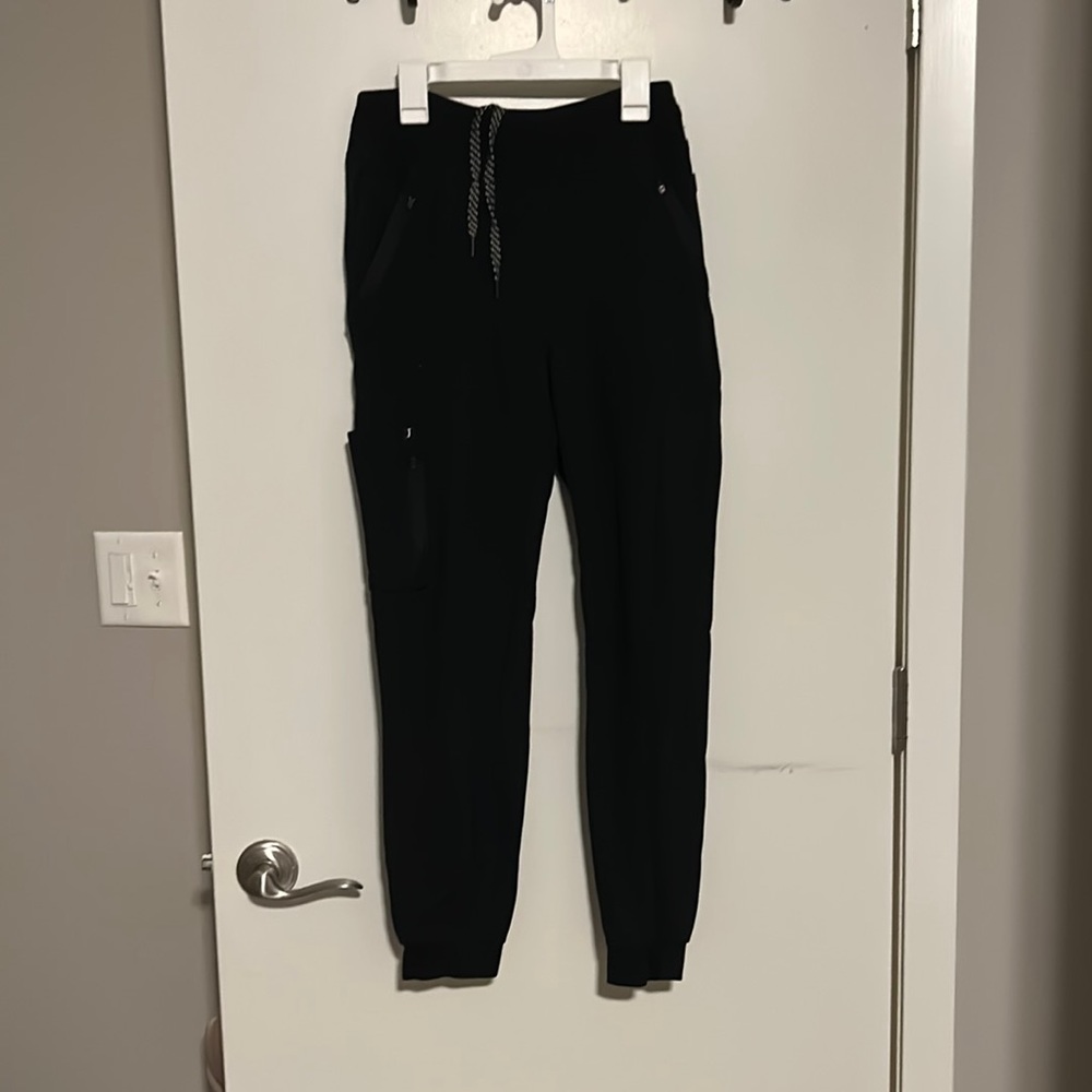 Jaanuu black scrub pants
